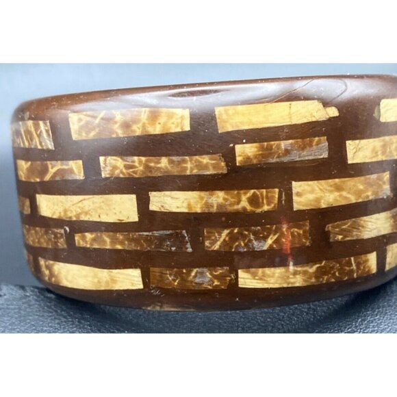 Signed Kenneth Lane Bangle Bracelet 1.5" Wide Inlaid Burled Chunky Wood 8" LOOK - Picture 14 of 15